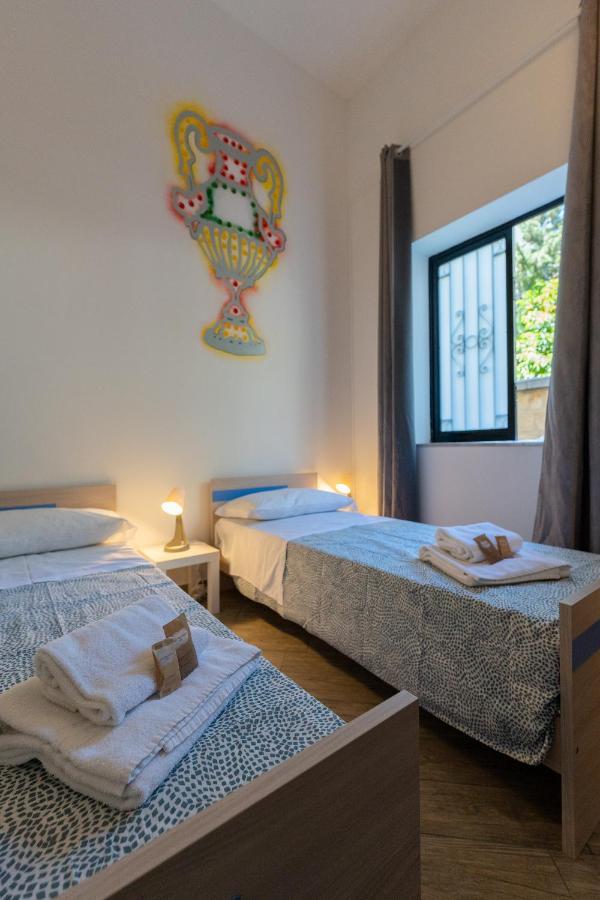 Cortile Dei Giusti - Combo Guesthouse 팔레르모 외부 사진