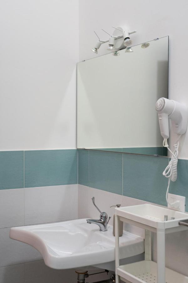 Cortile Dei Giusti - Combo Guesthouse 팔레르모 외부 사진